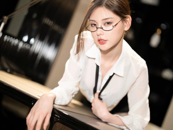 王心怡摄影合集[32套]