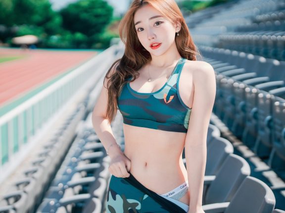 NewBom摄影合集[8套]